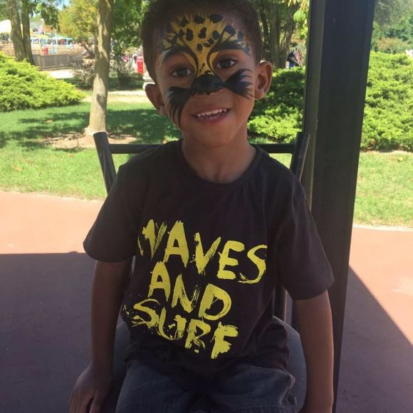 Meet your Posher, Clachelle - Picture 1 of 1